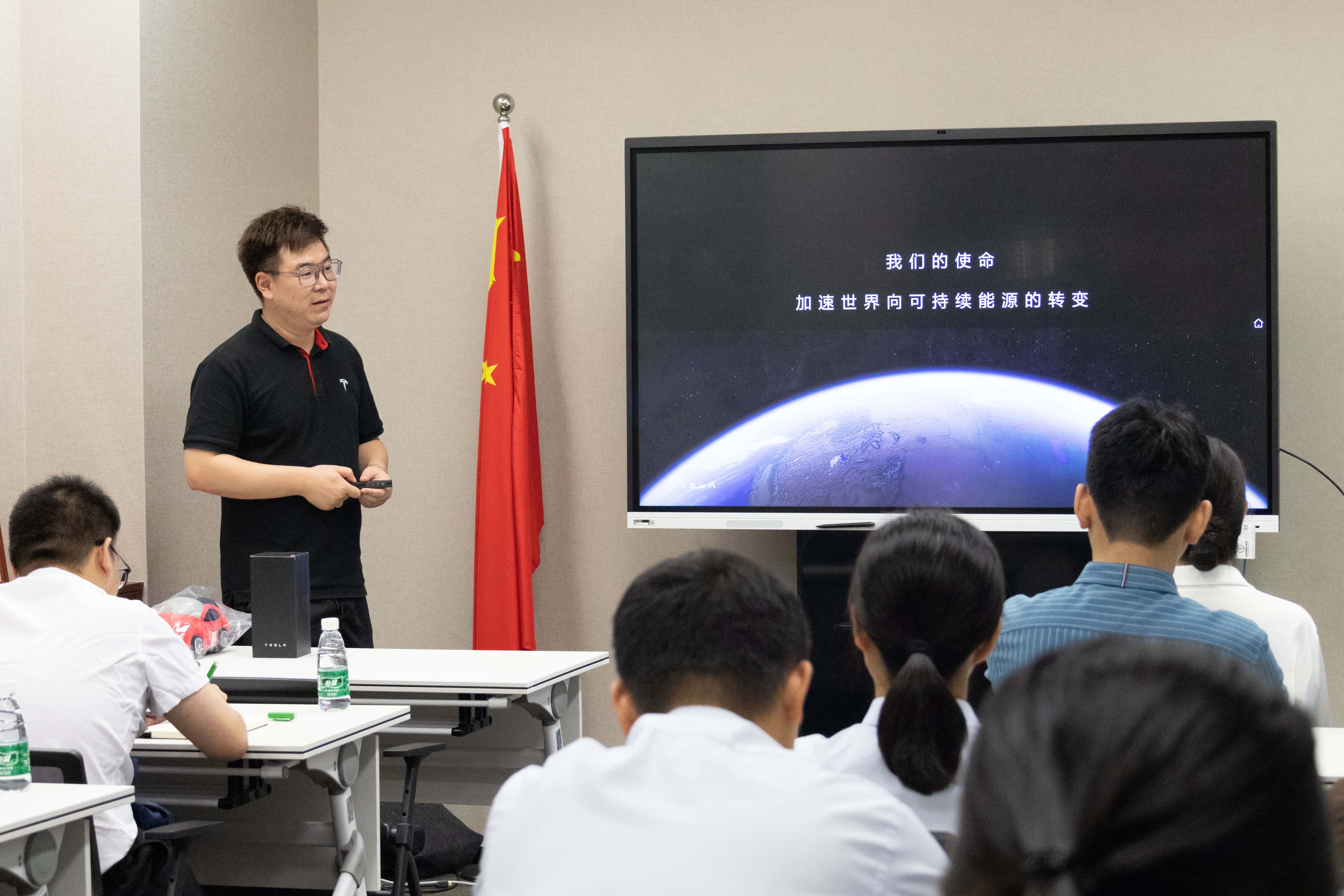 特斯拉與君旺集團(tuán)簽署大客戶協(xié)議并舉辦專屬VIP試駕會(huì)